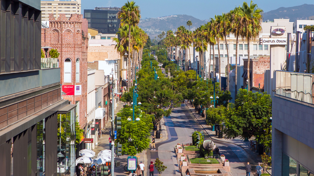 Third Street Promenade, Downtown Santa Monica | Image credit: Joakim Lloyd Raboff
