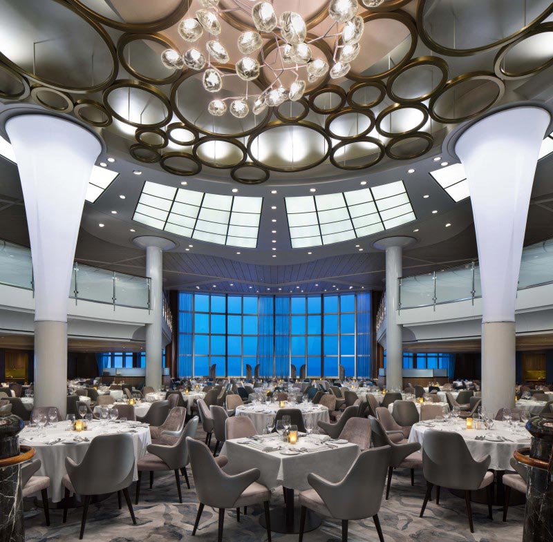 Celebrity Summit | Metropolitan Restaurant
