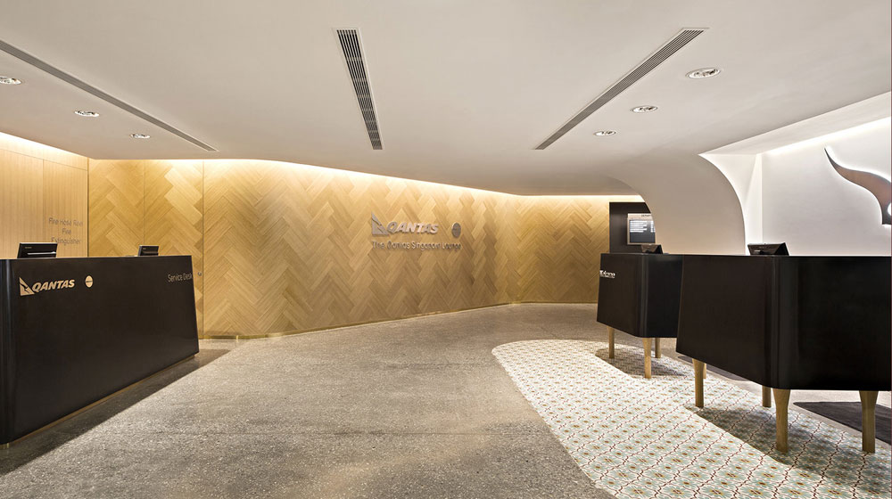Qantas Singapore First/Business Lounge entry