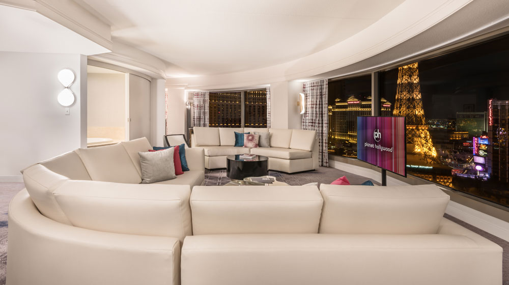 Ultra Panorama Suite Living Room Planet Hollywood