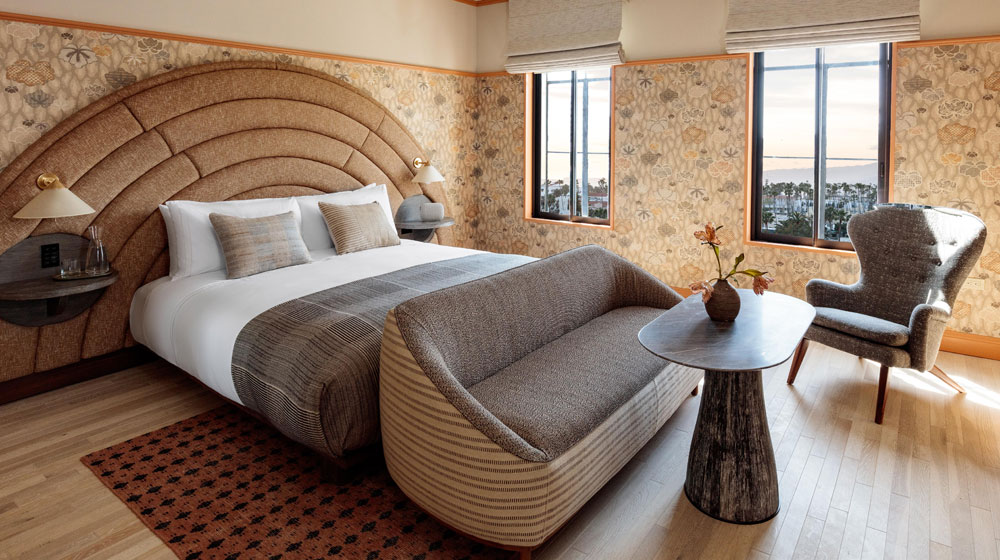 santa-monica-proper-hotel-premier-landmark-king