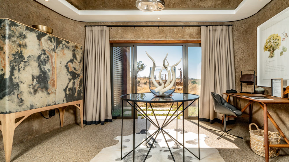 Sabi Sabi Earth Lodge | Lux Suite Entrance