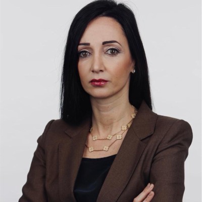 Christina Levis, CEO