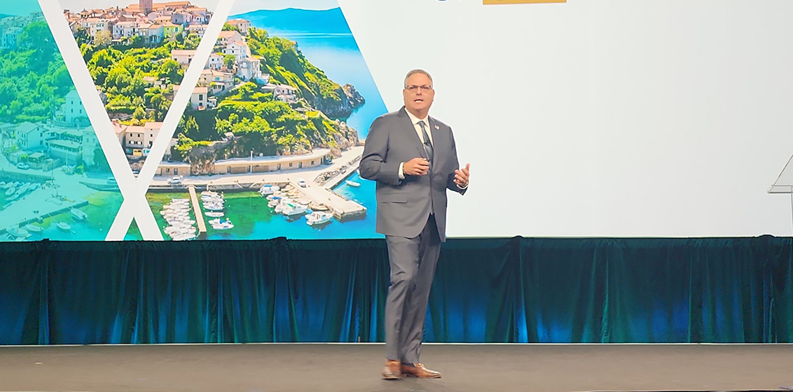 Alex Sharpe at Signature's 2025 Annual Conference