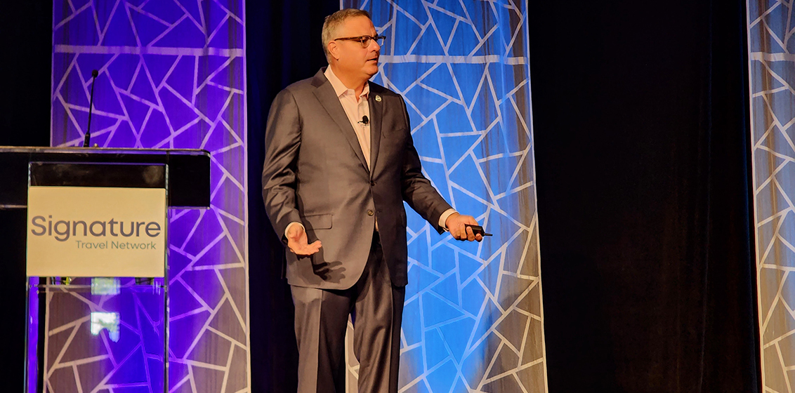 Alex Sharpe at Signature's Owners' Meeting 2025