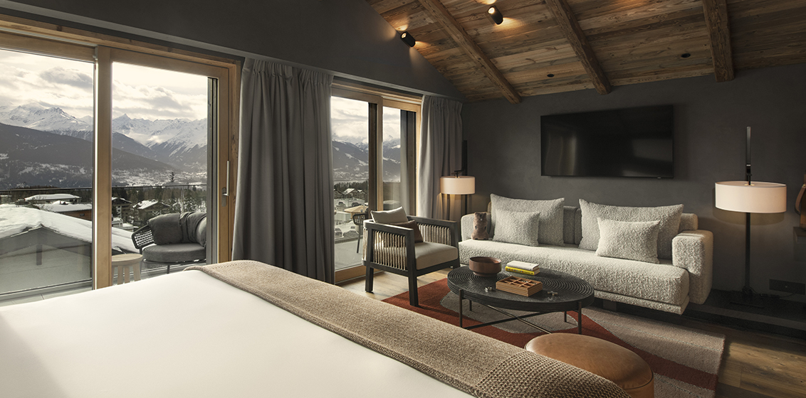 Six Senses Crans-Montana Four-Bedroom Chalet primary bedroom